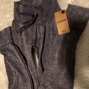 Victoria Secret PINK Active Jogger NWT XS